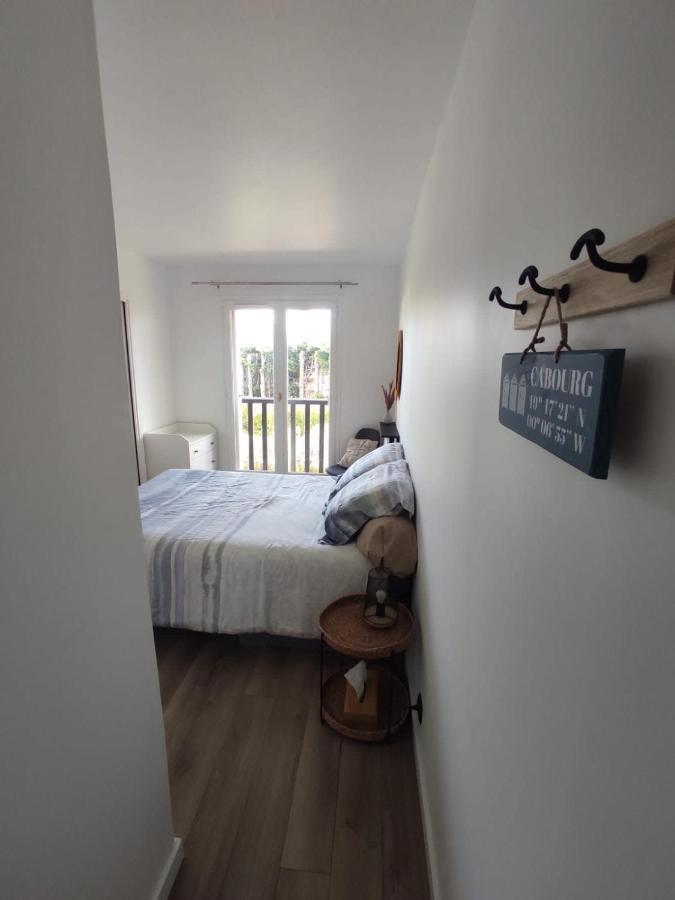 37M With Terrace And Garden Near The Sea Apartamento Cabourg Exterior foto