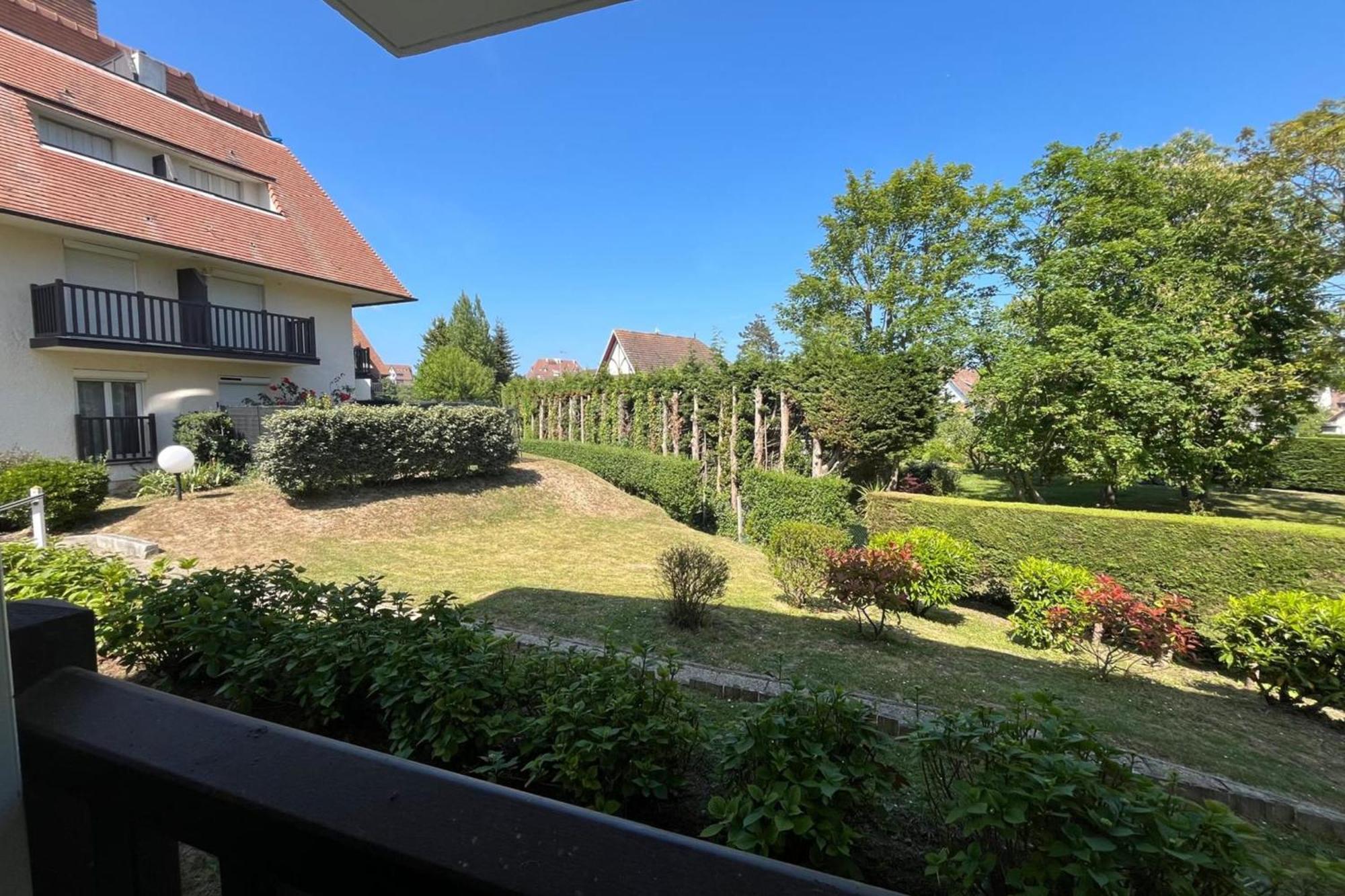 37M With Terrace And Garden Near The Sea Apartamento Cabourg Exterior foto